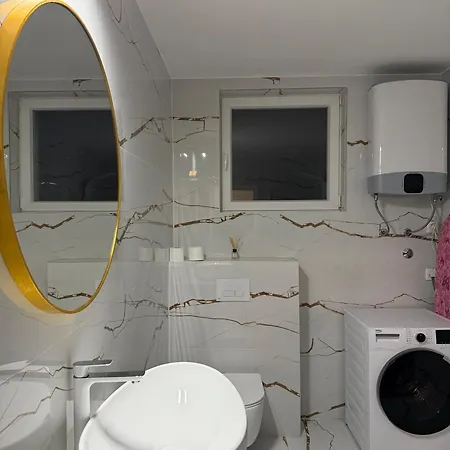 Apartman Luxury Oasis With Private Pool & Parking