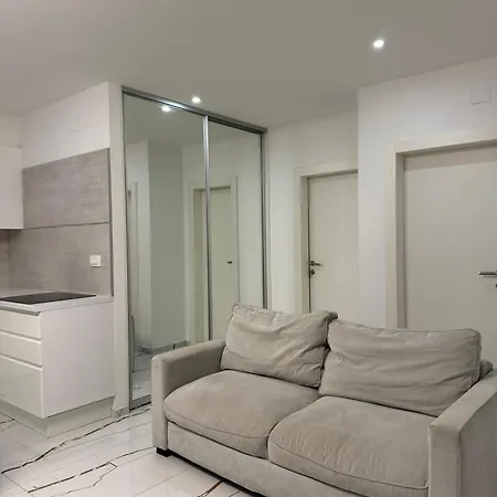 Appartement Luxury Oasis With Private Pool & Parking Split