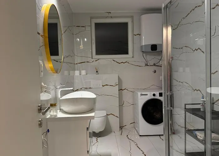 Apartman Luxury Oasis With Private Pool & Parking