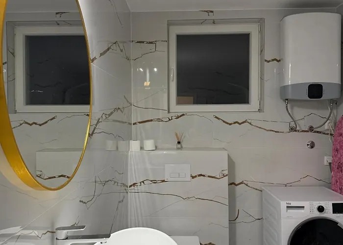 Apartman Luxury Oasis With Private Pool & Parking